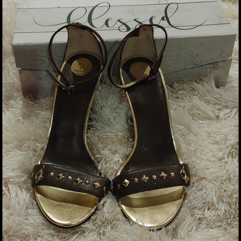Shoes - Picture 3 of 3